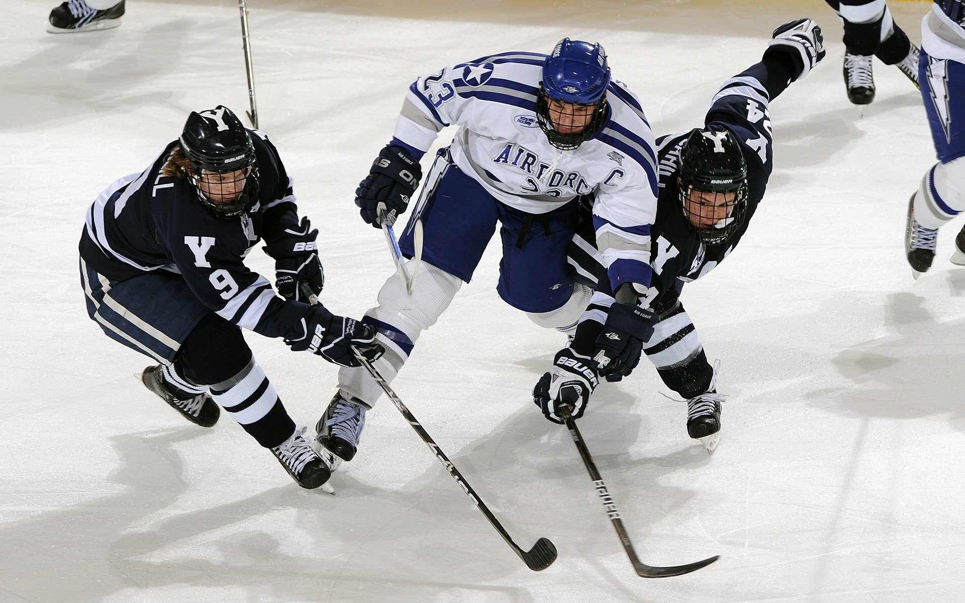 丹麦队惊险获得欧洲杯正赛入场券，实力强劲，丹麦欧洲杯比赛结果